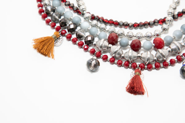 Collier court bohème chic - Image 3