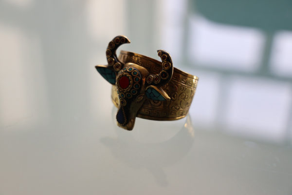 Bracelet tête de vache sacrée Inde - Image 4