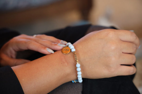 Bracelet fantaisie Love - Image 2