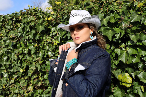 Chapeau western blanc