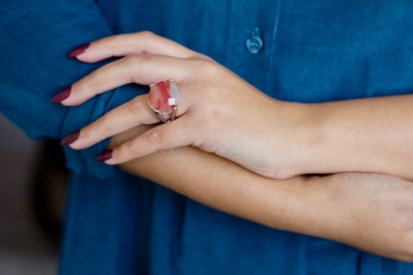 Bague fantaisie, fausse pierre
