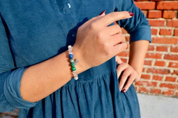 Bracelet Chrysocolle et Cristal, charm libellule - Image 3