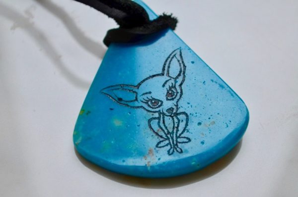 Collier Turquoise Chihuahua
